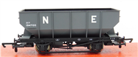 48633