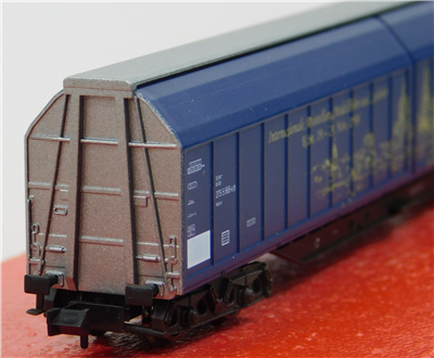 48735d