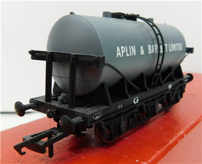 49457b