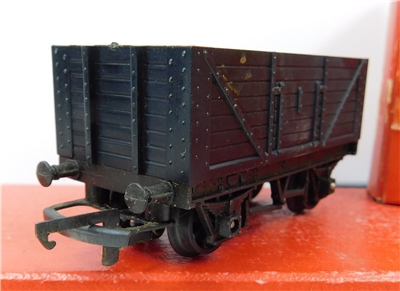 49742d