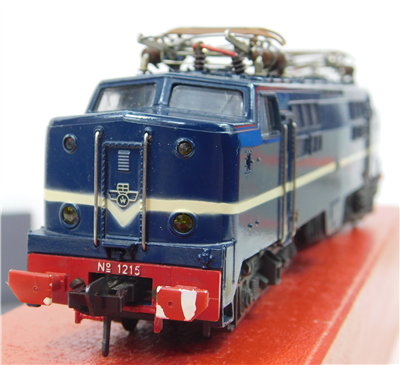 49992g