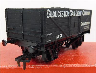 51165d