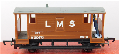 51565b