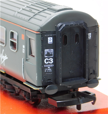 55707e
