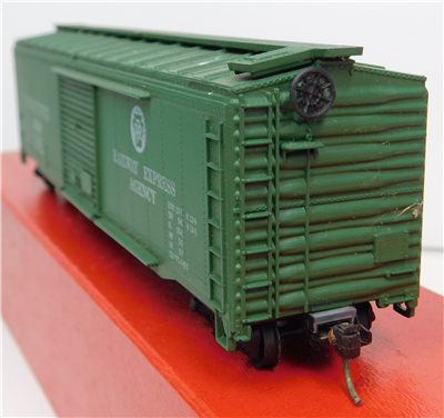 55843e
