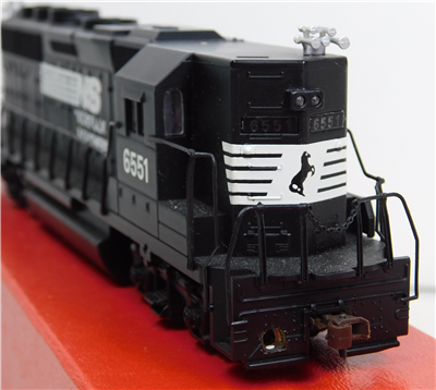 55884e