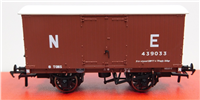 55918