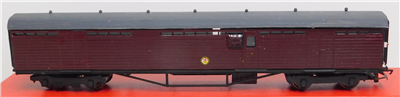 55957b