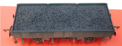 56585e