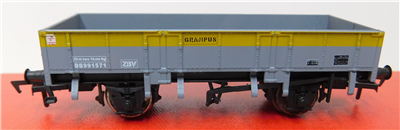 56590c