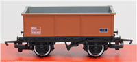 56713