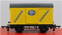 56718