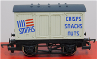 56726