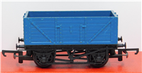 56762