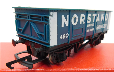 57885d