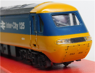 58704d