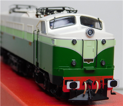 59389f