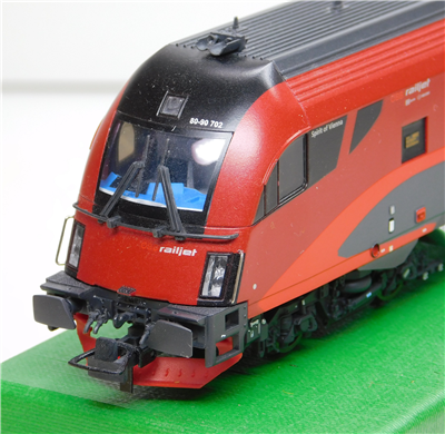 60001j